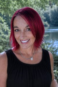 Emma Sanders image